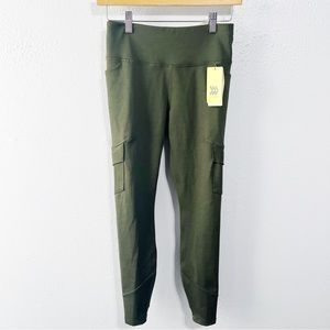 NWT all in motion green high rise cargo legging size xs